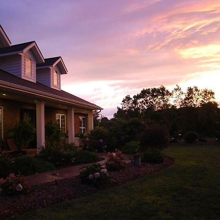 Wenzler'S Landing B&B Wheatley Экстерьер фото